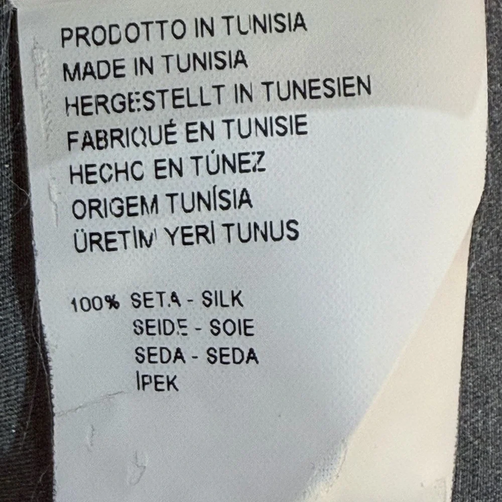 Armani Collezioni Green and Black Marbled 100% Silk Button Down Shirt - Picture 10 of 12